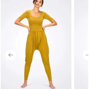 IMBODHI SLEEVED BŌDHI JUMPER Chartreuse Sz L